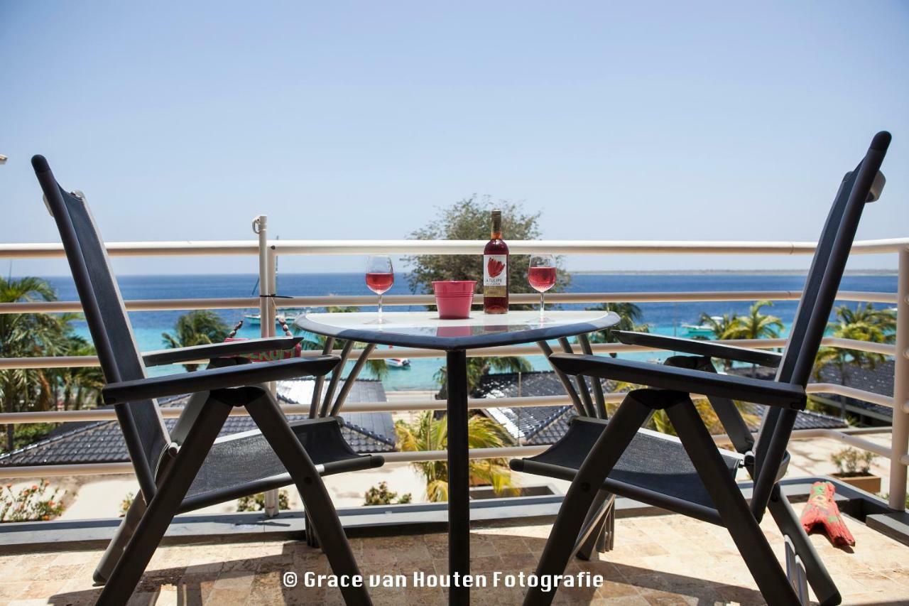 Bonaire Seaside Apartments Exterior photo